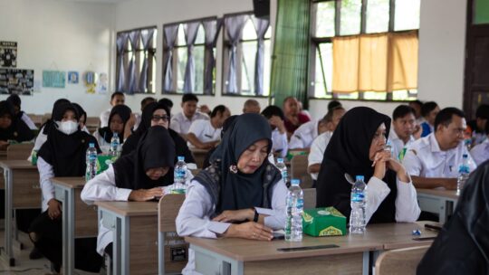 AI in Education: Closing Gaps or Widening Divides? - Scott Dylan