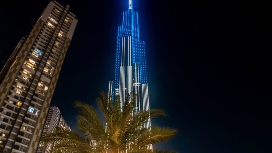 Smart Cities and AI: Building Urban Futures That Actually Work for People - Scott Dylan